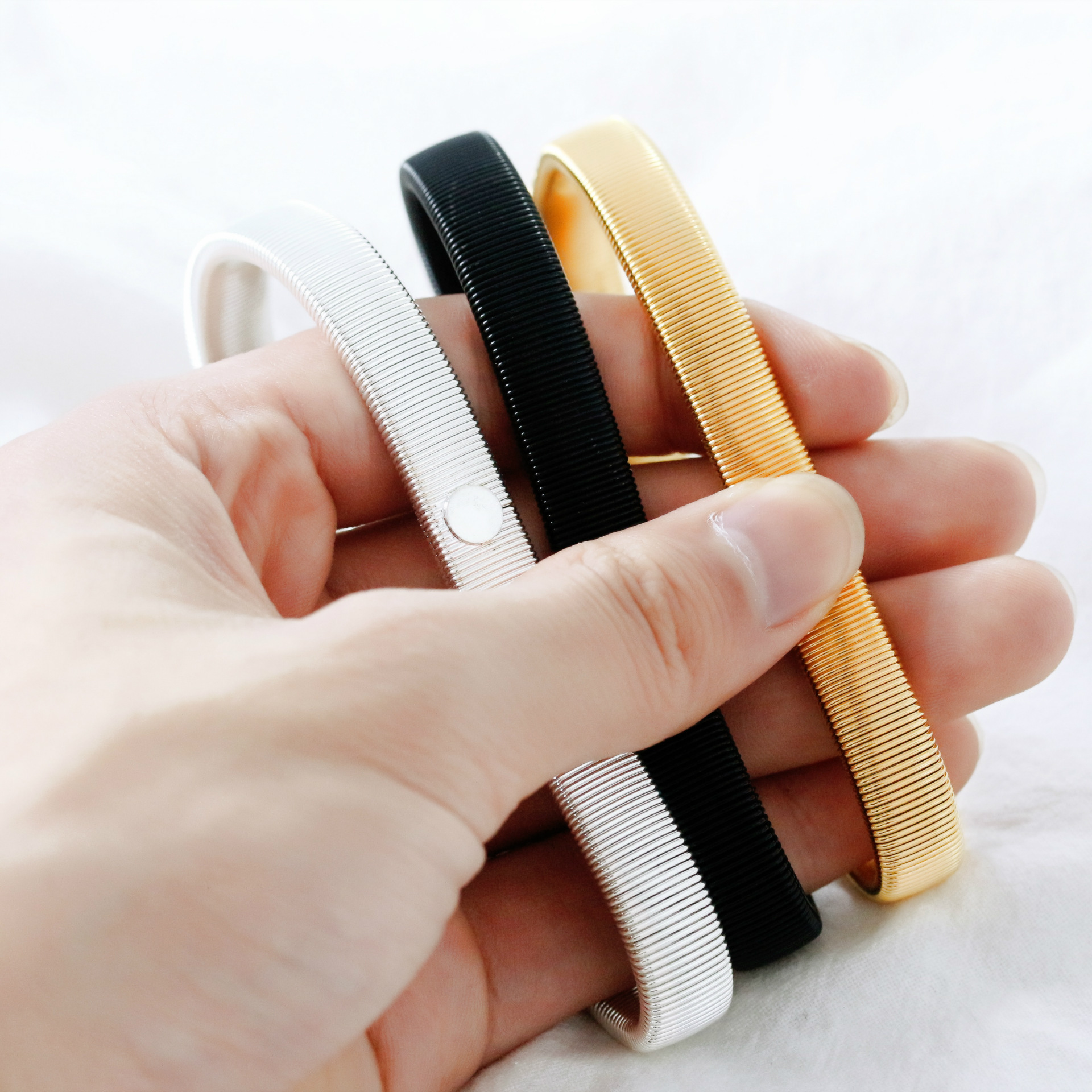 1/2PCS Men Elasticated Arm Ban - Men'S Accessories Holder review and price