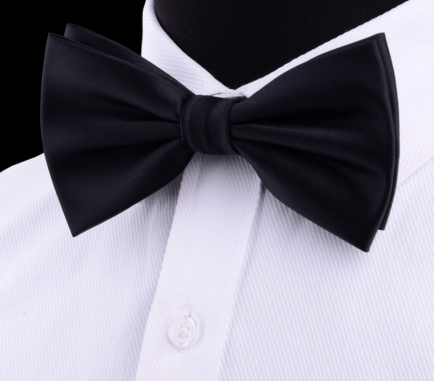 Solid Color Pre-tied Bow Tie S - Cufflink Box Set review and price