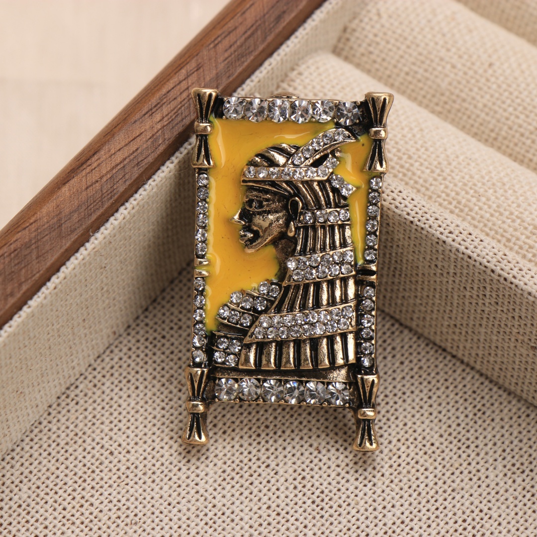 Baroque Luxury Vintage Indian  - Men Accessories India review and price