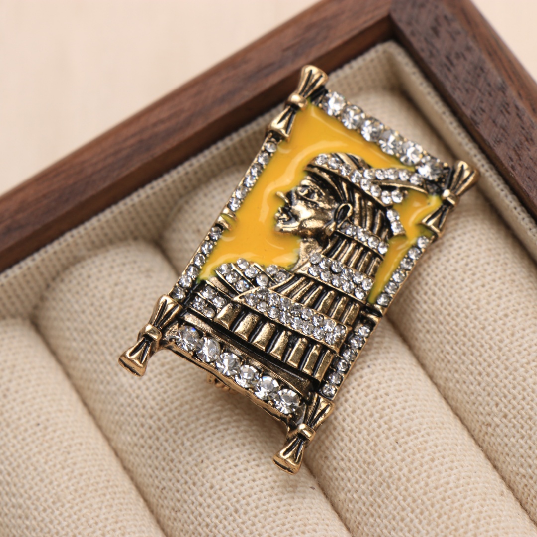 Baroque Luxury Vintage Indian  - Men Accessories India review and price